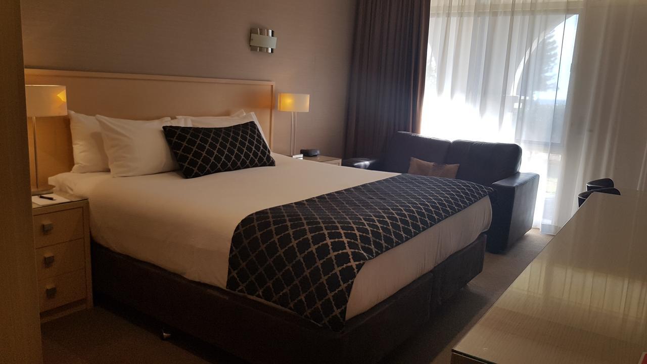 Largs Pier Hotel Adelaide Ngoại thất bức ảnh